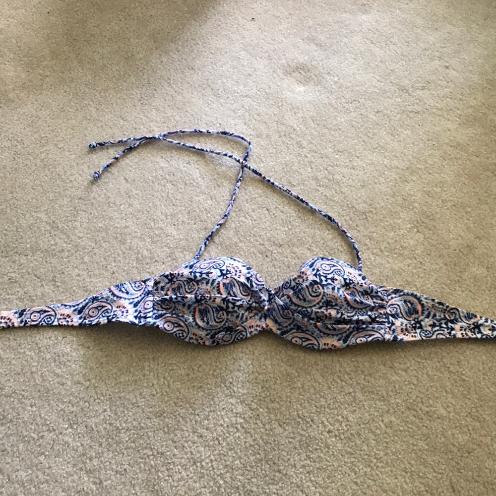 Victoria’s Secret Bikini Top